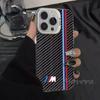 Для iPhone 17 16e 16 15 14 13 12 11 Pro Max X XR XSMAX 8 7 Air Plus Для BMW-M Логотип Чехол для телефона Покрытие-наклейка с текстурой углеродного волокна