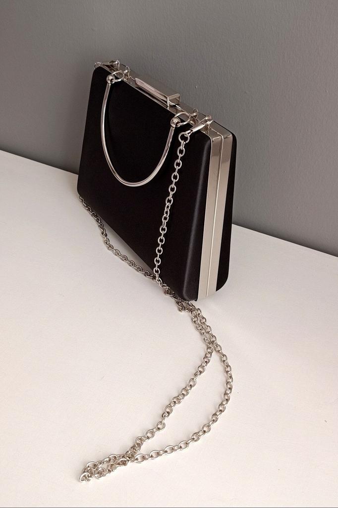 Women's Stylish and Useful Evening Dress Bag Black Satin Hand-Handed Chain Evening Dress Women's Bag