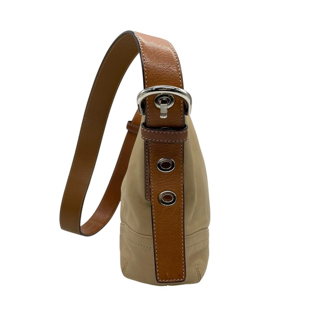 Used COACHShoulder Bag Beige Leather Women