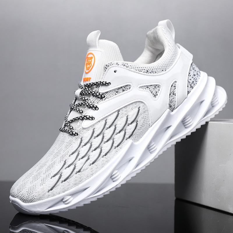 Spring and Autumn New Outdoor Sports Leisure Running Men's Shoes Anti slip Running Shoes Travel Lightweight Soft soled Shoes