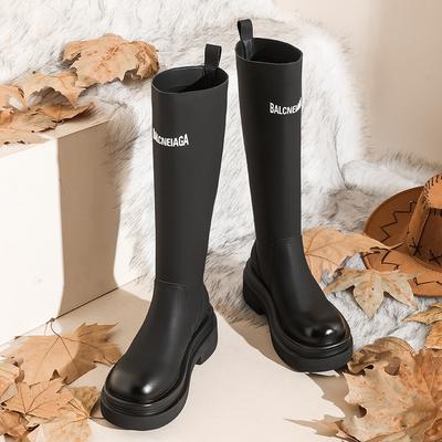 Парижские сапоги-ботфорты женские 2025 новая осень и зима взрыв средней длины голенища на толстой подошве рыцарские сапоги тонкие высокие сапоги-ботфорты