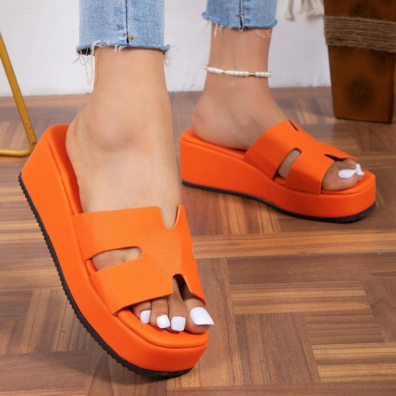 Breathable Sandals Drag Female Summer Fashion Versatile Casual Beach Slippers Slippers Large Size Sandals Drag