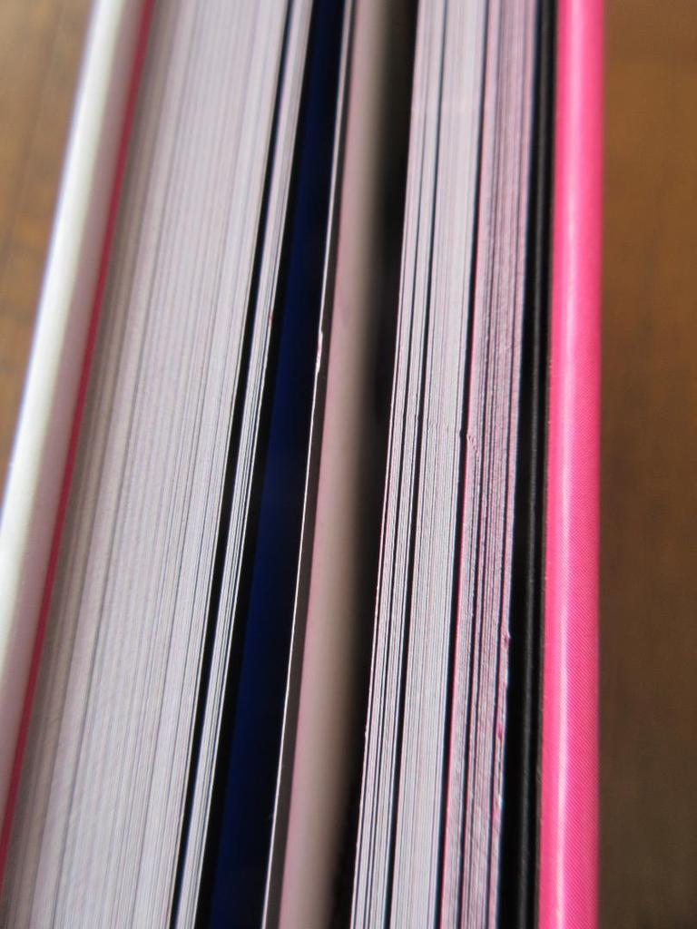 [USED] Shingo Katori WHO AM I Solo Exhibition Collection Catalog New Map