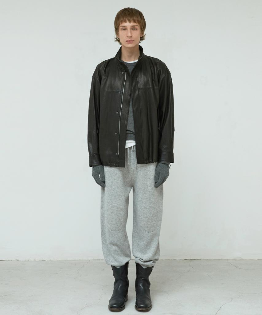 Verdemar Italian Vegetable Lambskin High-Neck Oversized Jumper_Black