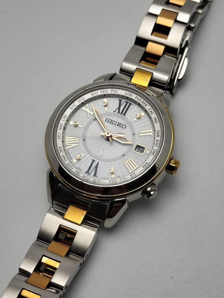 [USED] Popular Lightweight Titanium Seiko Lucia Radio-controlled Solar World Watch SSQV020