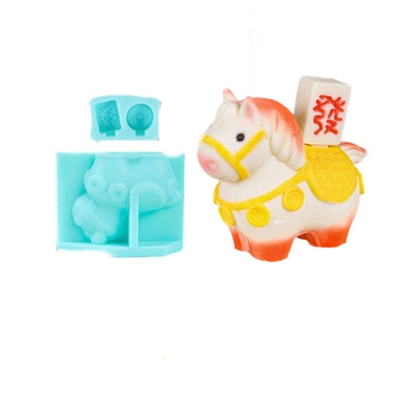 Horse Statue Silicone Candle Molds Food Safe Silicone Temperature Resistant for Resin Casting Candle Chocolate Baking