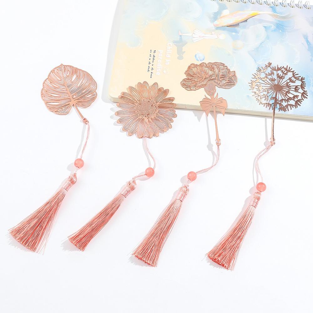 4pcs/set with Tassel Book Page Marker Hollow Brass Reading Marker Chinese Style Bookmarks Literary