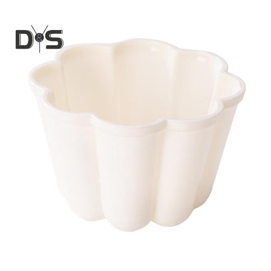 4Pcs Miniature Flower Shaped Pudding Tart Molds Non-Stick Pan Set for Bread Cake Pie Baking Mold Kit for Home Kitchen Outdoor Travel Restaurant