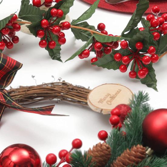 Рождественская искусственная гирлянда из ротанга с зелеными листьями и красными ягодами в помещении и на открытом воздухе, настенная подвеска, рождественские искусственные растения, украшение для праздничной вечеринки, реквизит для фотографий