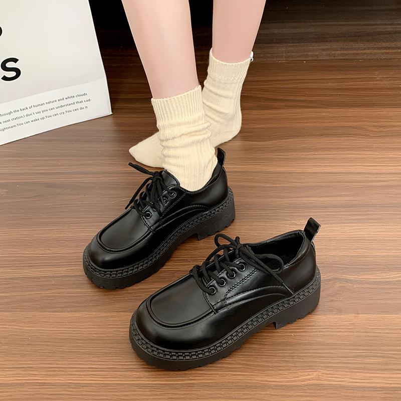 Ретро британский стиль шнуровка черные туфли на платформе из маленькой кожи женские весенние новые увеличивающие рост японские лоферы