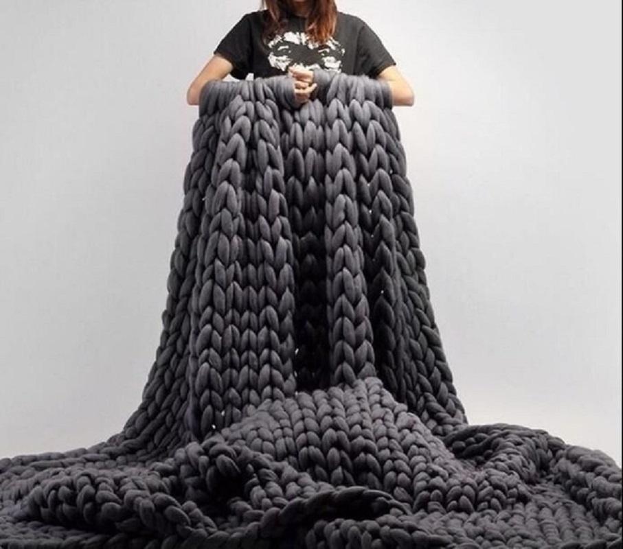 Large Soft Chunky Knitted Thick Wool Blanket With Versatile Colors For Cozy Comfort