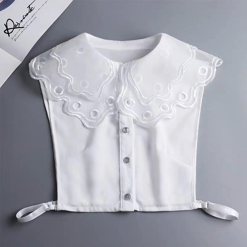 Fashion Fake Collared Shirt Lace False Collar Woman Vintage Detachable White Collar For Sweater Blouse Half Shirt Accessories