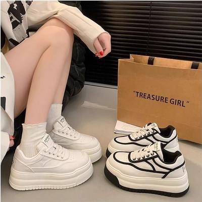 Женская обувь – Кроссовки