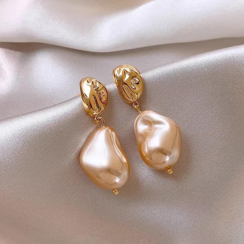 Геометрические серьги с барочным жемчугом: Роскошный, высококачественный, необычный дизайн для женщин