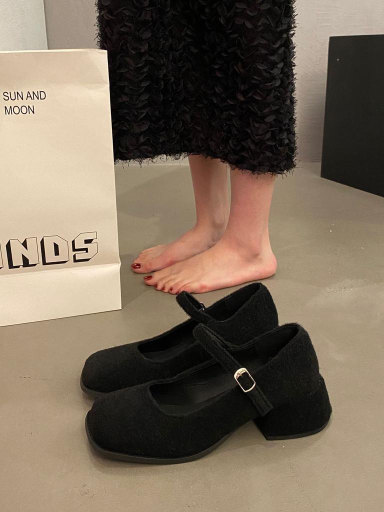 French Mary Jane Single Shoes Women's 2025 Spring New British Style Thick Heel Late Evening Wind Temperament High Heel Small Leather Shoes Women