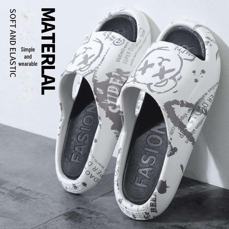 New Men's Cartoon Slippers: Summer Soft Bottom, Trendy Outdoor Wear, and Bathroom Sandals for Couples