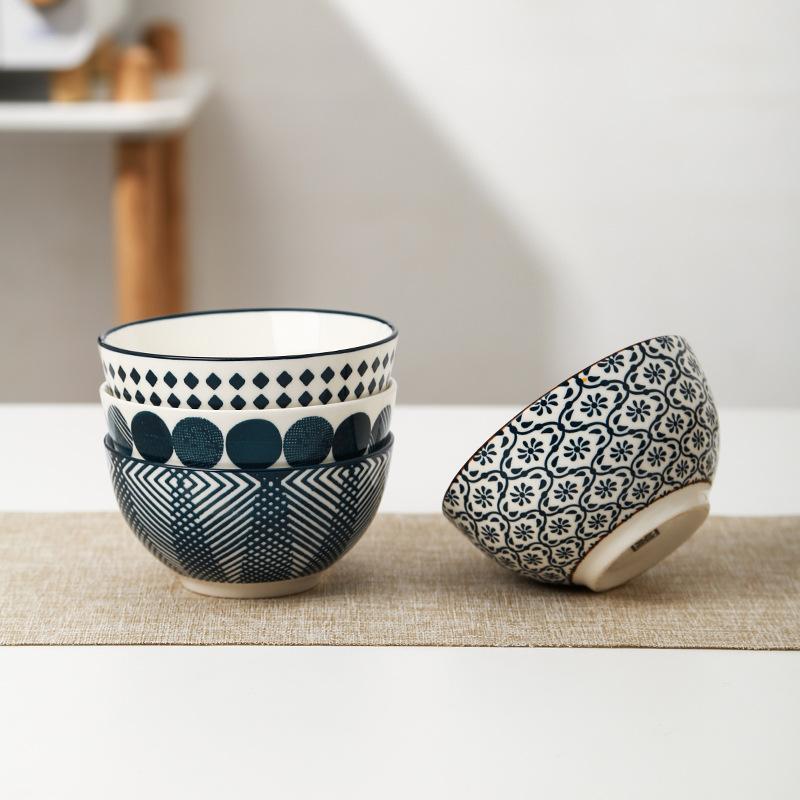 Набор из 5 мисок, керамические миски для обеда, 4,5-дюймовая синяя фарфоровая миска для рисового супа, овсянки с подарочной коробкой, подходит для микроволновой печи