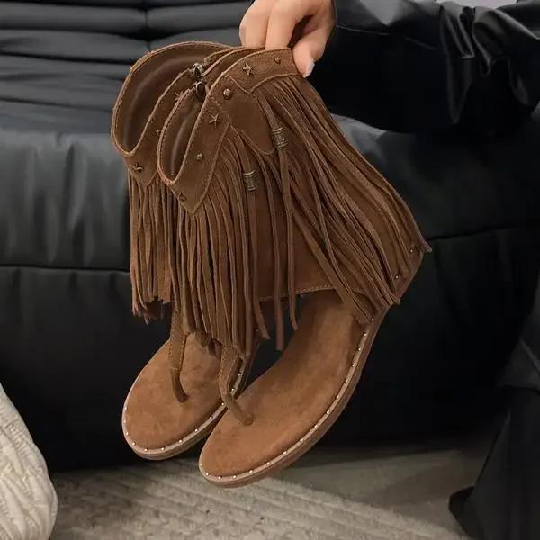 Сандалии с шипами Модная женская обувь Шлепанцы Низкий каблук Кисточки Летняя римская обувь Роскошные корректирующие сапоги с кисточками Новый стиль