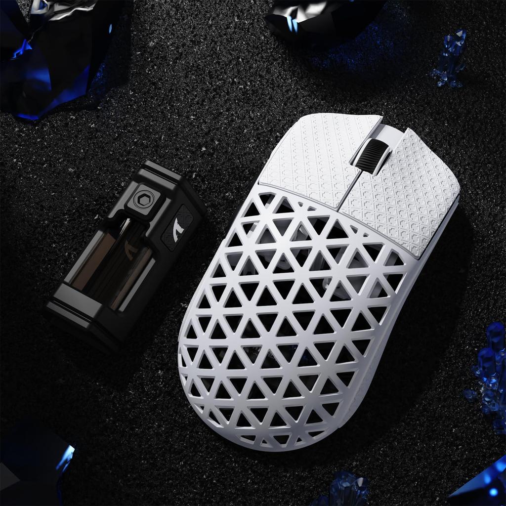 ATTACK SHARK R5Ultra Carbon Fiber Gaming Mouse Super Lightweight 42g Mouse PAW3950MAX Sensor Nordic52840 8K Polling Rate 3 Modes 42000DPI 8K Wireless