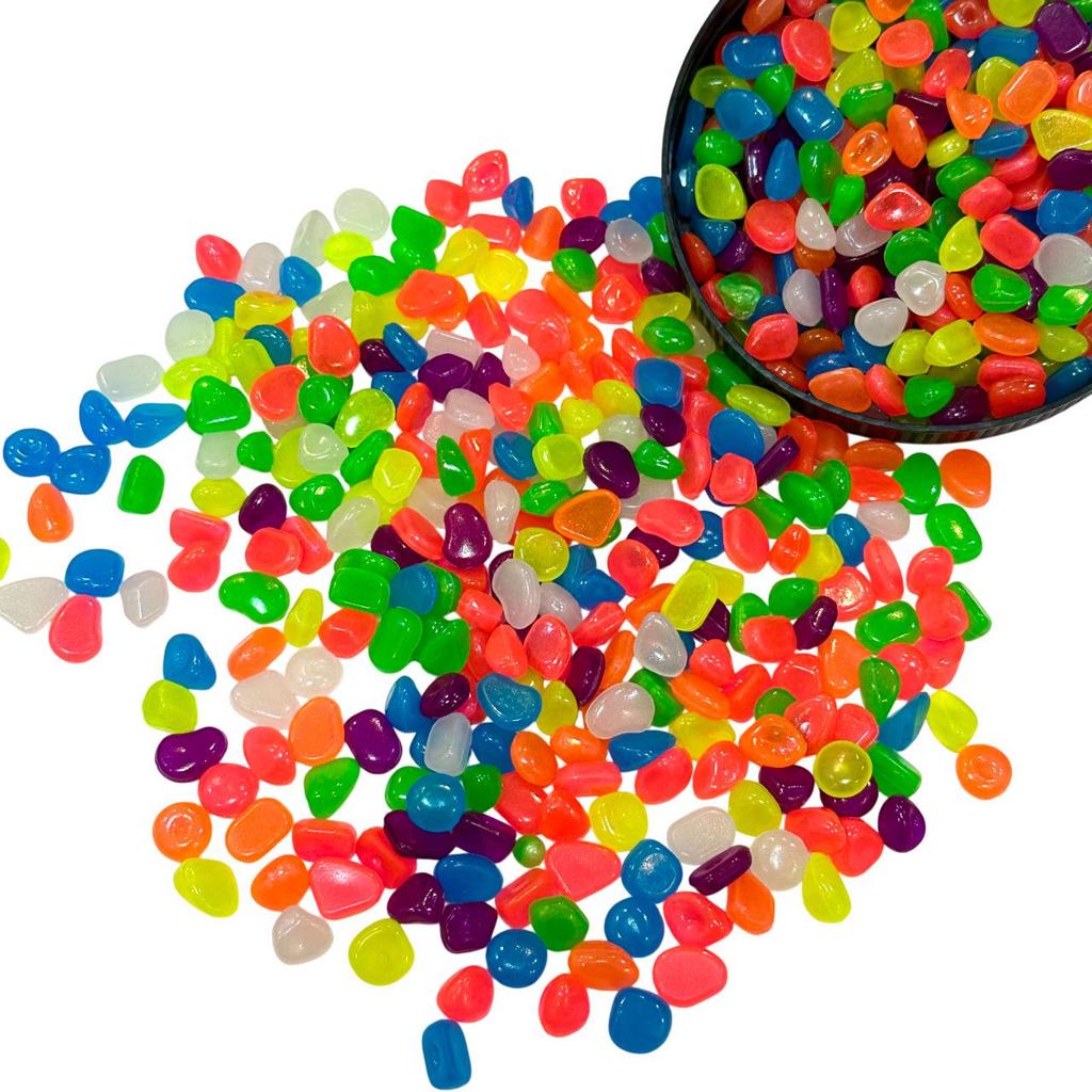 Светящиеся искусственные флюоритовые камешки 5-8 мм для аквариумов и садов