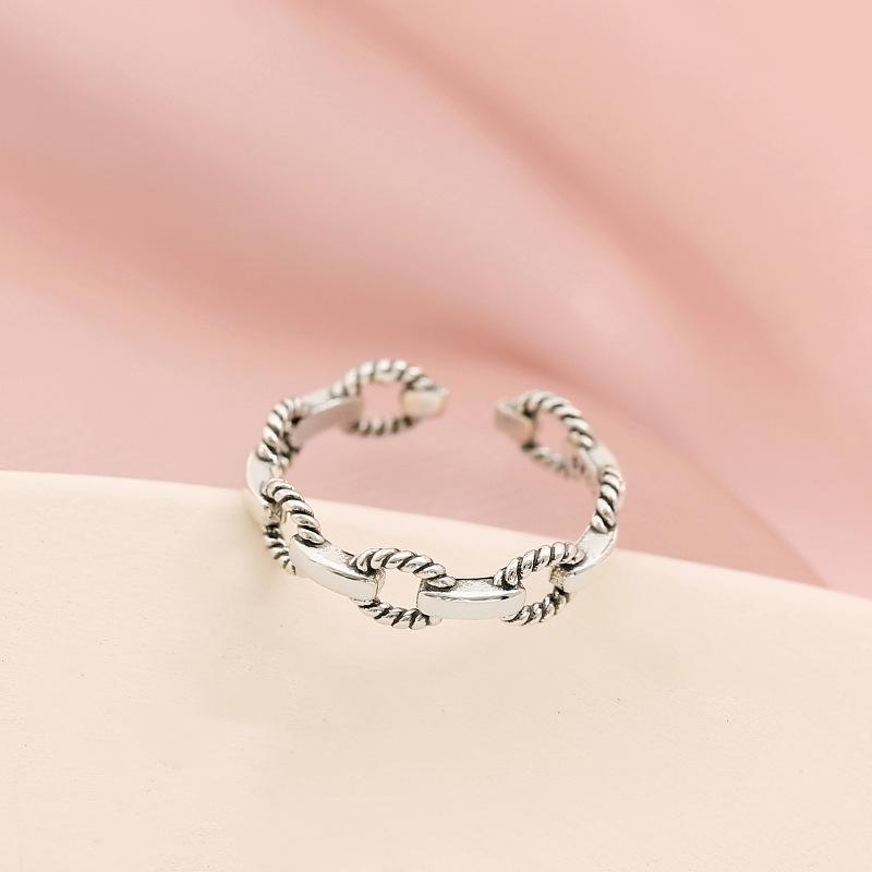 Hip Hop Personality Twist Open Ring Women'S Trendy Retro Atmospheric Fashion Versatile Geometric Ring