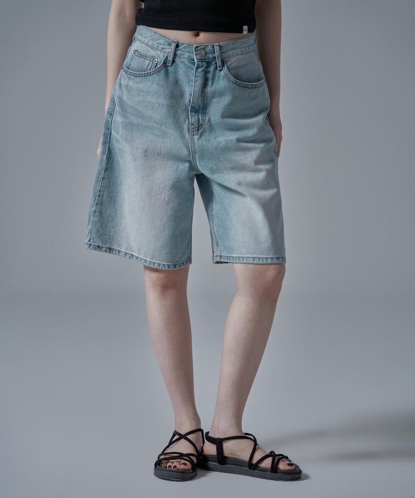 WAARFORWOMAN W1136 Denim Shorts_Light Wash