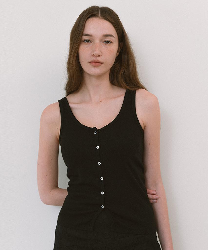 LAMINEZ Hole Button Sleeveless - Black