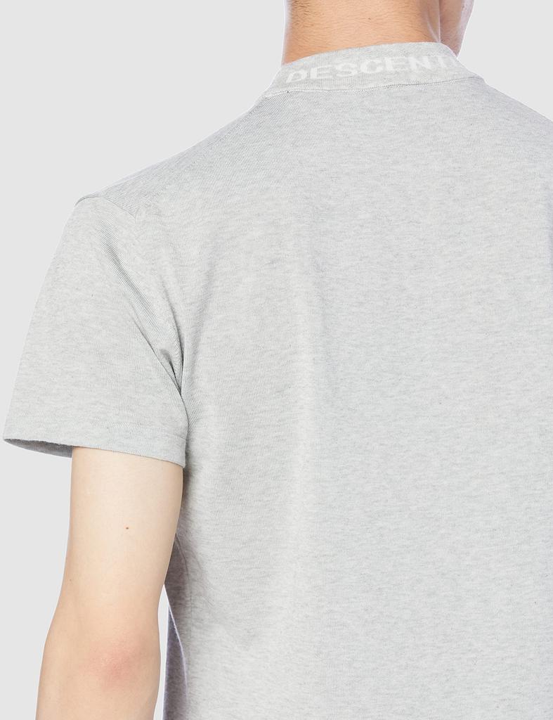 Рубашка для гольфа с коротким рукавом и воротником-стойкой DGMSJA02 GY00 O [DESCENTE GOLF] [модель осень/зима 21 года] Мужская (Серый)