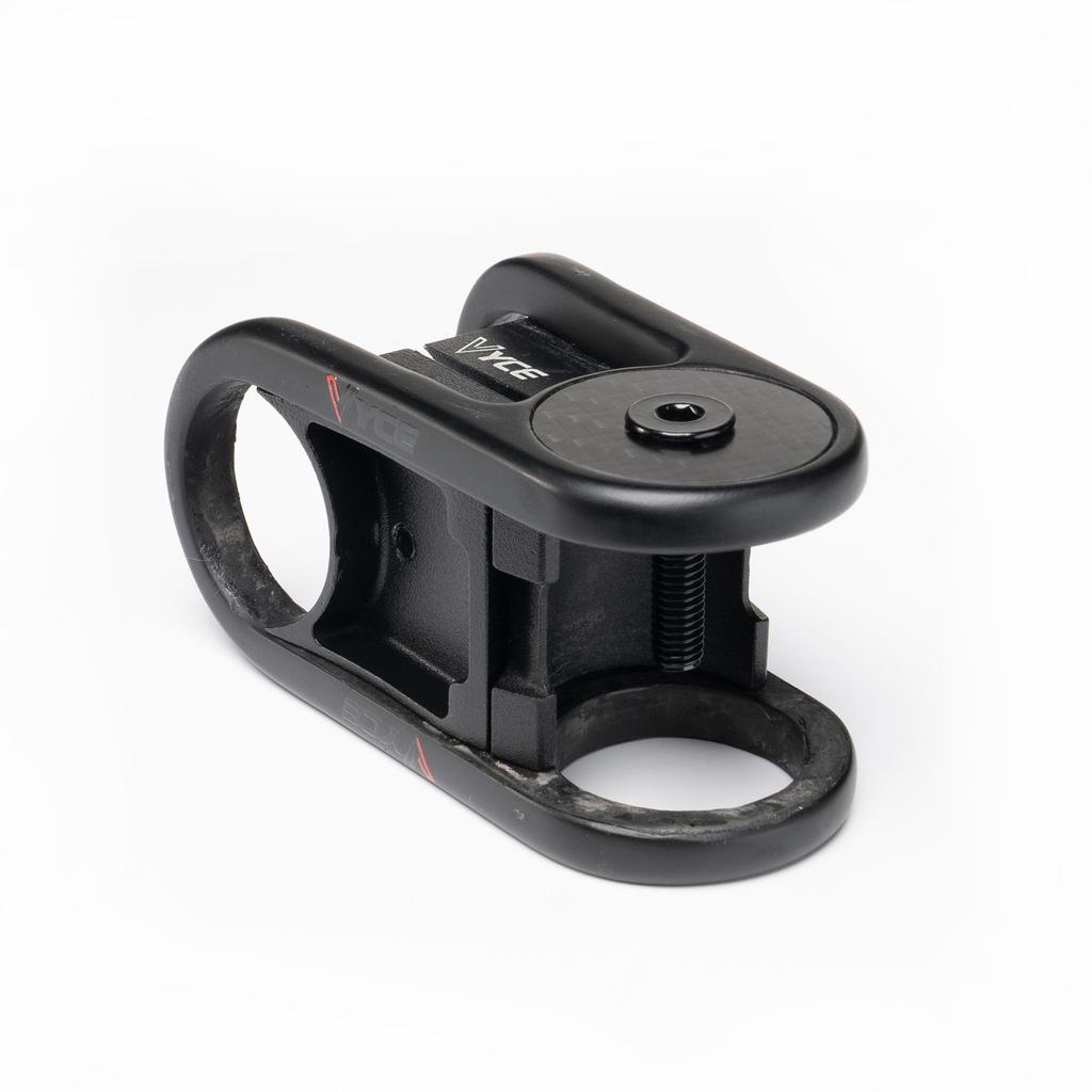 Carbon Fibers Headset Caps with Black Titaniums Screws for Enhancing Cycling for Enhancing Cycling Performances