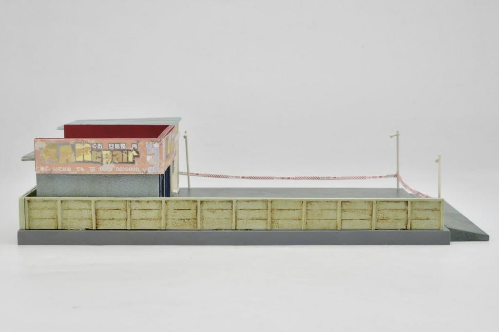 TOMYTEC Коллекция зданий Kenkore Out of Business Maintenance Shop Diorama Supplies 043-3