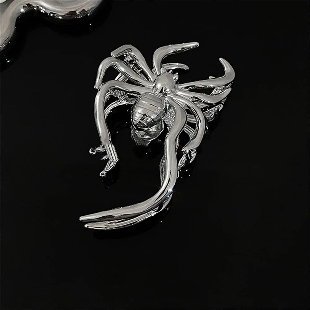 Hollow Large Shark Clip Y2K Metal Hair Claw Simple Spider Hair Claw Ladies