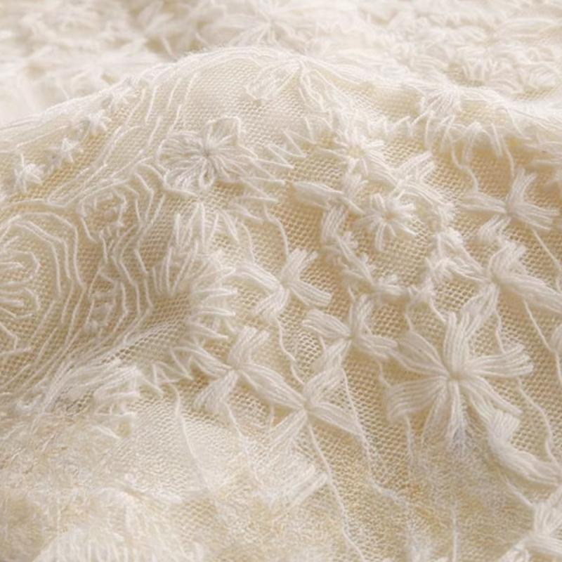 Высококачественная кружевная базовая рубашка для женщин на весну и осень. Универсальный тонкий топ на осень.