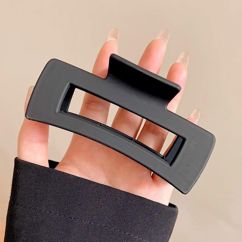 Большая женская шпилька высокого класса: Новая модель Shark Clip 2025 года на осень/зиму