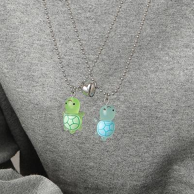 1 пара милых светящихся кулонов в виде черепахи и сердца на магните для женщин, мужчин, парные ожерелья, ювелирные украшения, подарок для вечеринки