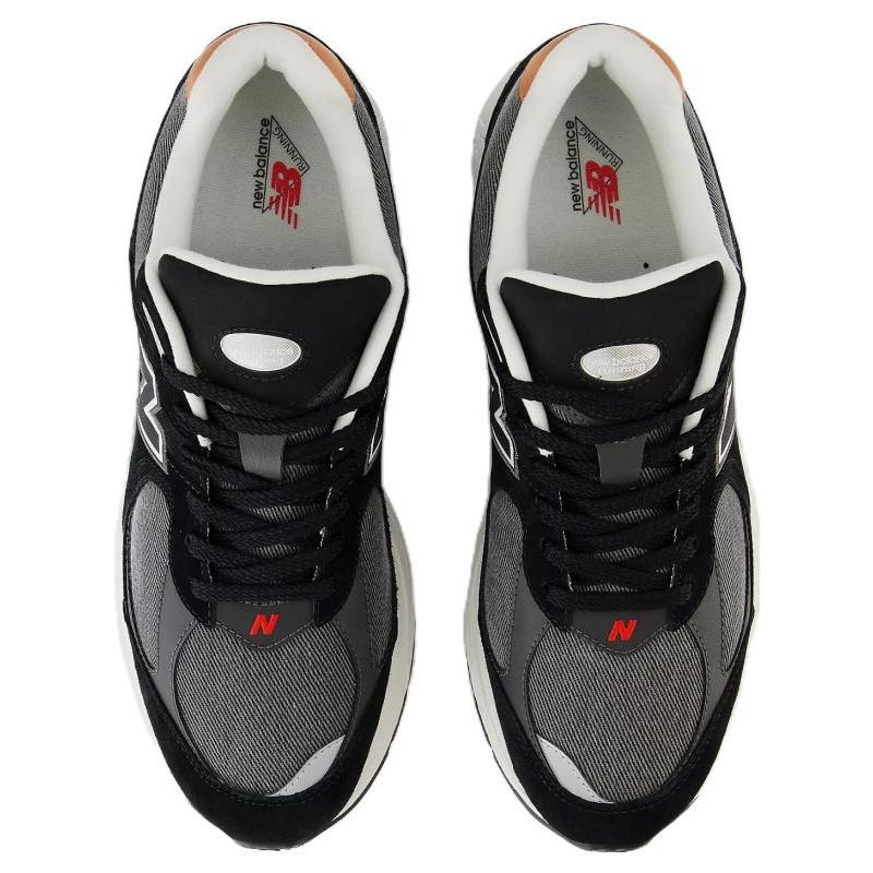 New Balance Кроссовки 2002R Черный Сепия M2002REB