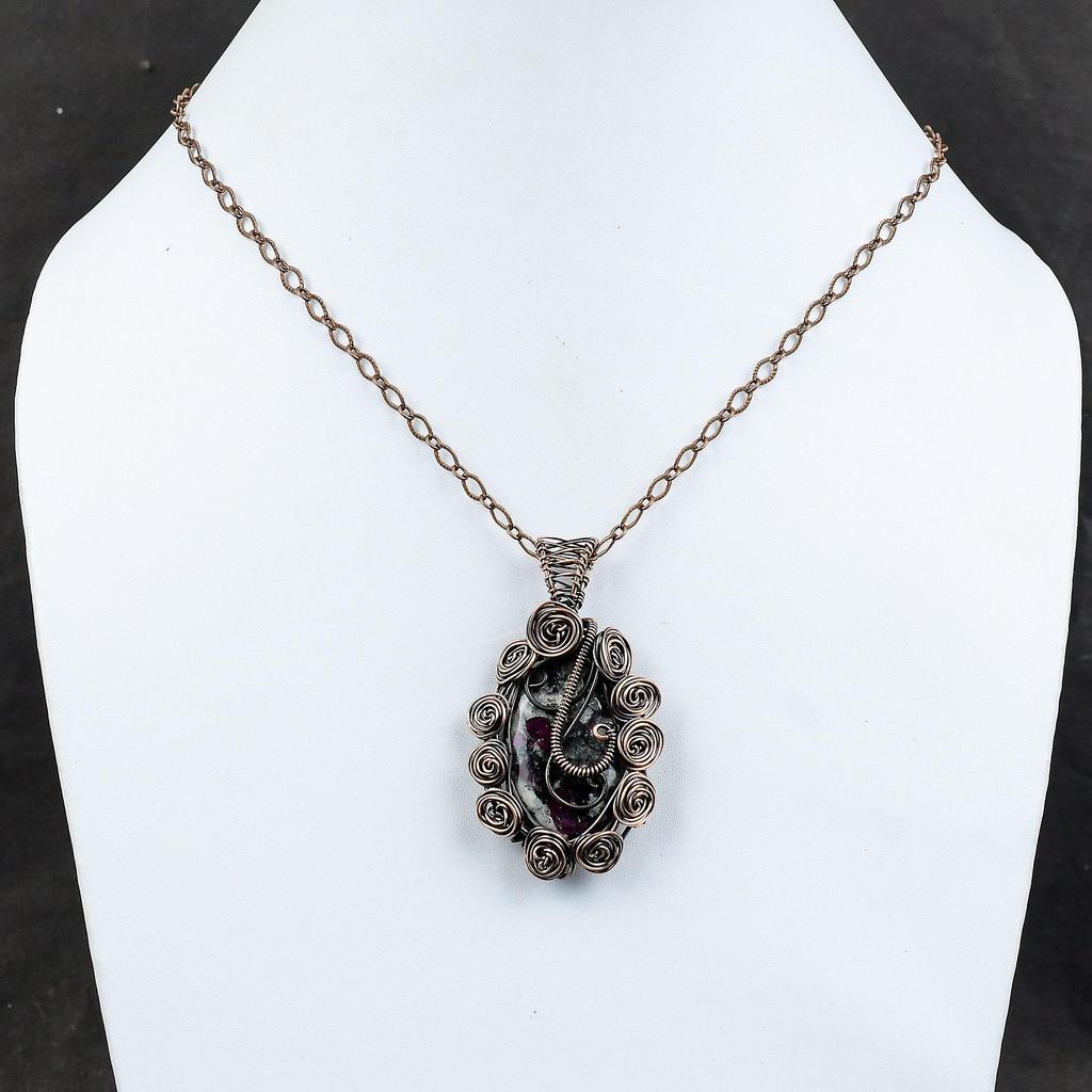 Подвеска из эвдиалита, подвеска из медной проволоки, подвеска из драгоценного камня, подвеска из медной проволоки, ювелирное изделие ручной работы, подарок для него, уникальные дизайнерские подвески