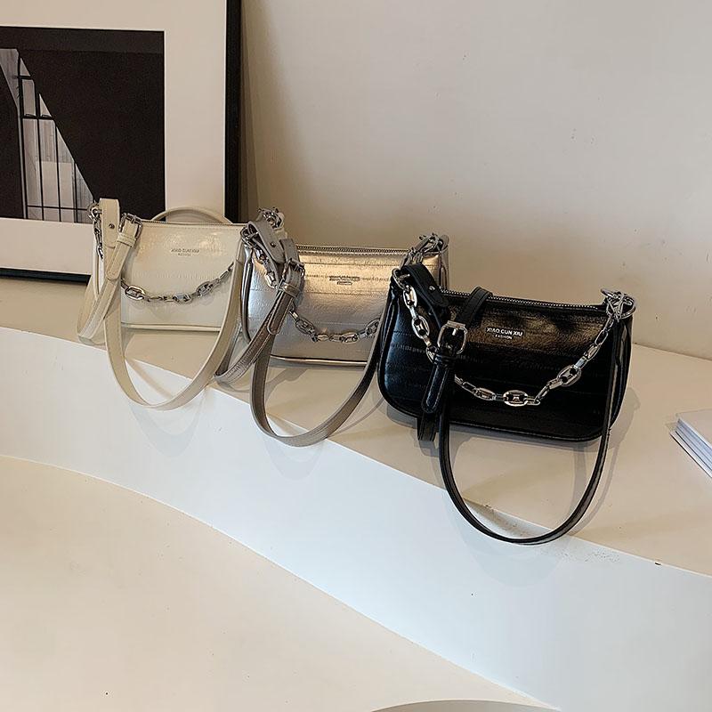 Высококачественная новая женская сумка Популярная Популярная Популярная Универсальная сумка через плечо на одно плечо подмышкой Маленькая квадратная сумка