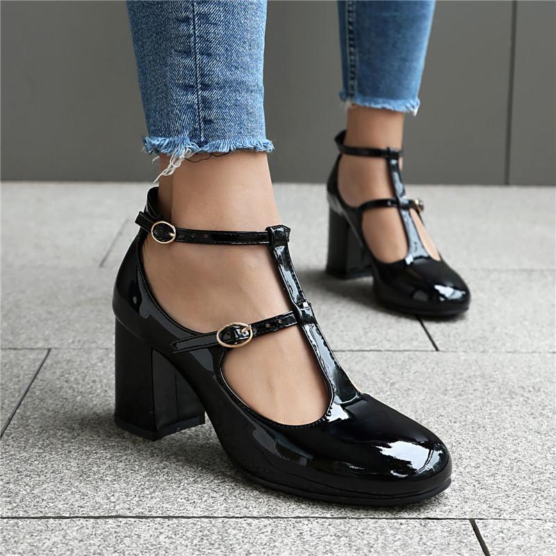 Women's High-heeled Single Shoes Spring and Summer New Thick-heeled Large-size Buckle Low-top Shoes