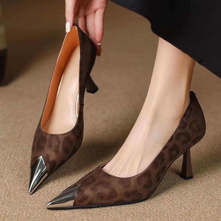 French Retro Leopard Print Pointed Toe High Heel Loafers For Women