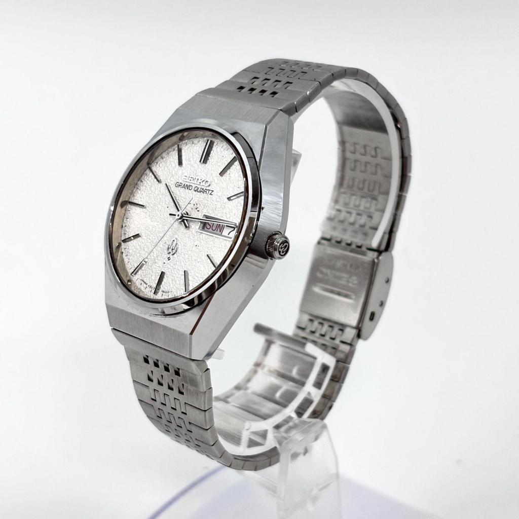 Б/у [Операция/Оригинальный браслет] SEIKO/SEIKO GRAND QUARTZ/Grand Quartz День-Дата Белый циферблат/Алмазная пыль Сделано Suwa Seikosha Изготовлено в Июне