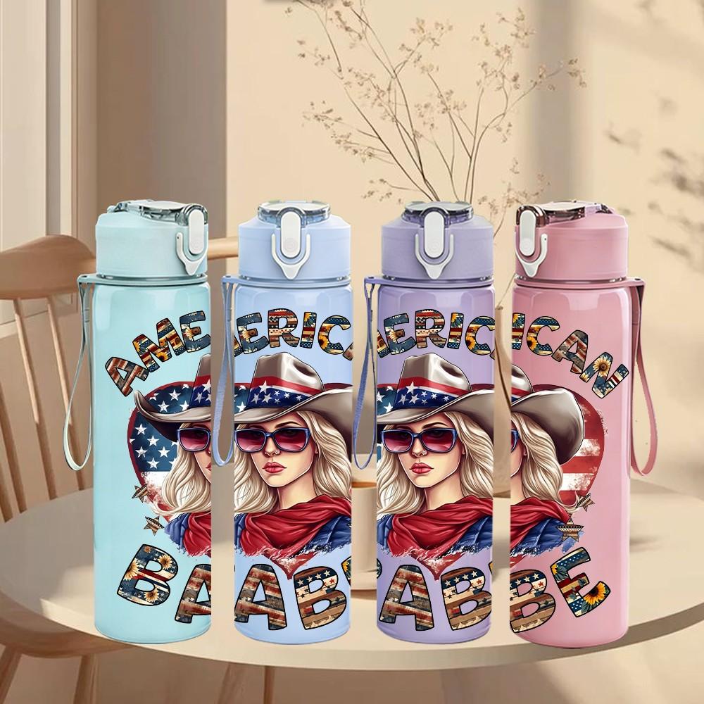 1PC American Cowgirl Babe Vintage Pattern 750ml Color Plastic Sports Water Bottle Leakproof Flip Straw Lid Suitable for Sports Office Home Use