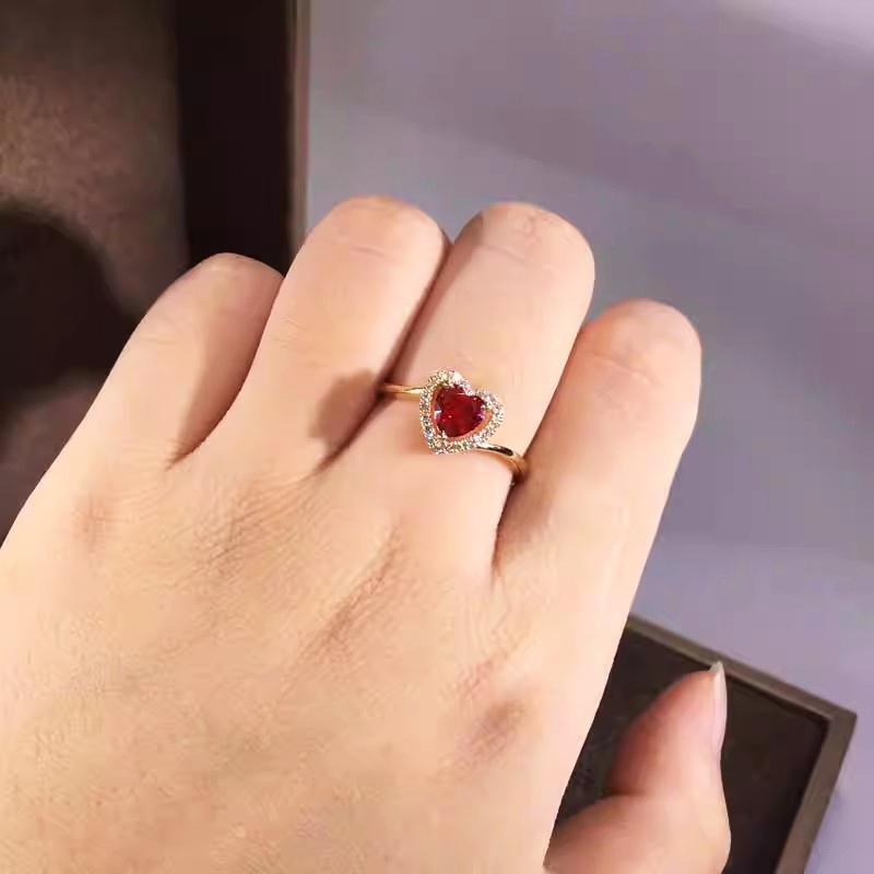 Huitan Red Love CZ Women Rings Gold Color for Wedding Engagement Heart Rings Anniversary Gift Elegant Ladies Jewelry