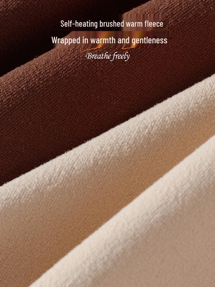 Женская осенне-зимняя майка на тонких бретелях со встроенным бюстгальтером и вкладышами