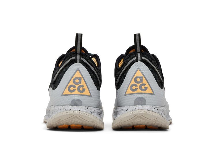 Мужские кроссовки Nike ACG Air Nasu 2 Серый Туман Серый Туман / Металлический Серебристый / Оттенок Дыни