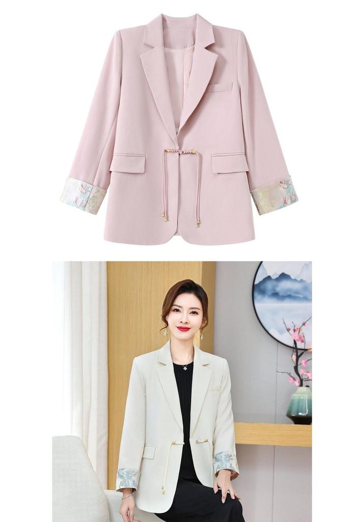 Mom's Autumn Wear: Women's Short Solid Color Suit Jacket for Middle-aged and Elderly - Lightweight Spring/Fall Style