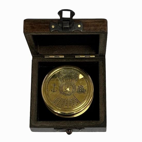 6,35 см Маленький латунный или бронзовый календарный компас в деревянной коробке