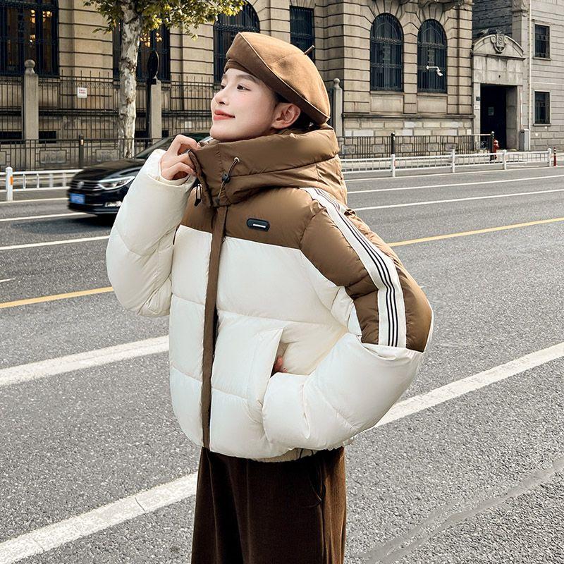 Модное короткое хлопковое пальто в стиле колор-блок для женщин, с капюшоном, свободного кроя, зимняя корейская куртка, толстая верхняя одежда