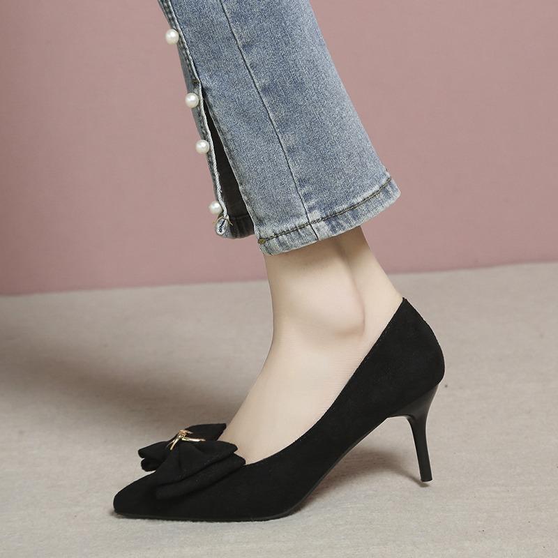 Модные высокие каблуки Тонкие каблуки 2025 Новые замшевые Остроносые Темпераментные женские туфли Стразы Французский стиль Одинарные туфли для девочек