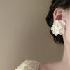 Серьги-гвоздики 'Серебряная Игла Белый Цветок Жемчуг' - Модные Серьги для Отпускного Стиля