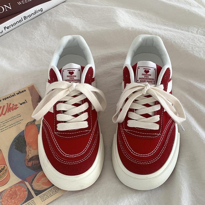Popular Spring and Summer Retro Red Board Shoes Women's Versatile Casual Canvas Shoes Hong Kong Style Niche Design Chic Little White Shoes